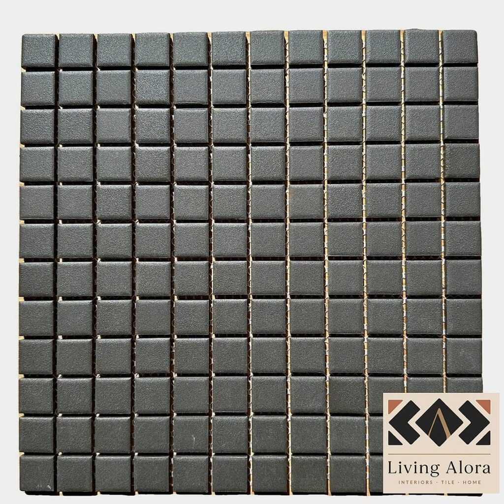 7 Easy to Clean Backsplash Ideas That Look Expensive But Aren't 1 featured 3424
