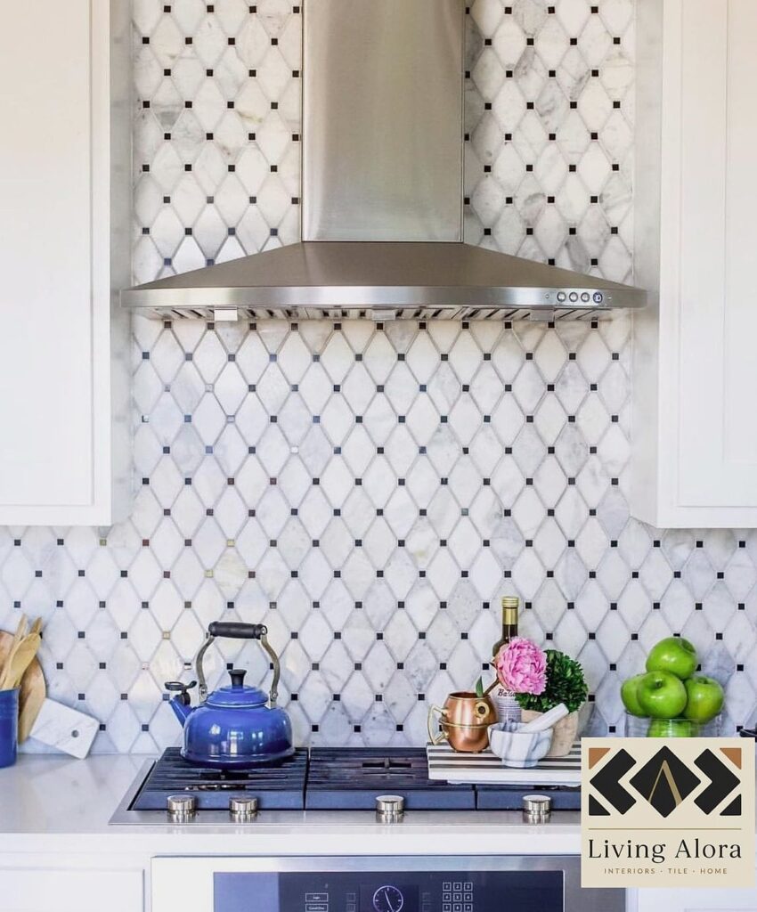 13 Dark Kitchen Ideas Perfect for Any Budget 1 featured 4758