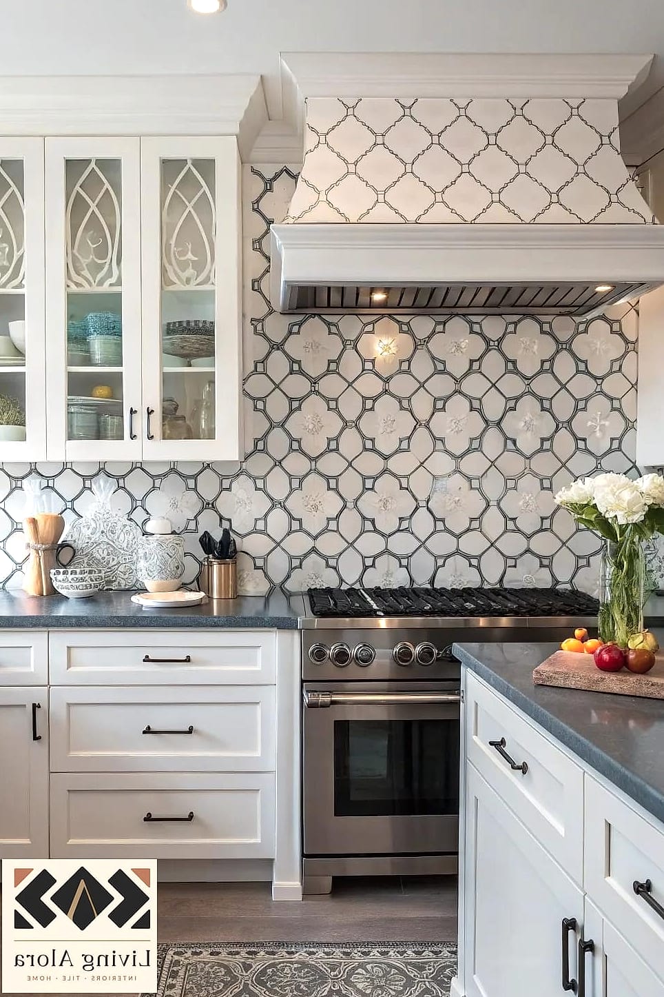 23 Arabesque Tile Ideas to Inspire Your Next Renovation 20 Arabesque Tile Outdoor Kitchen Backsplash