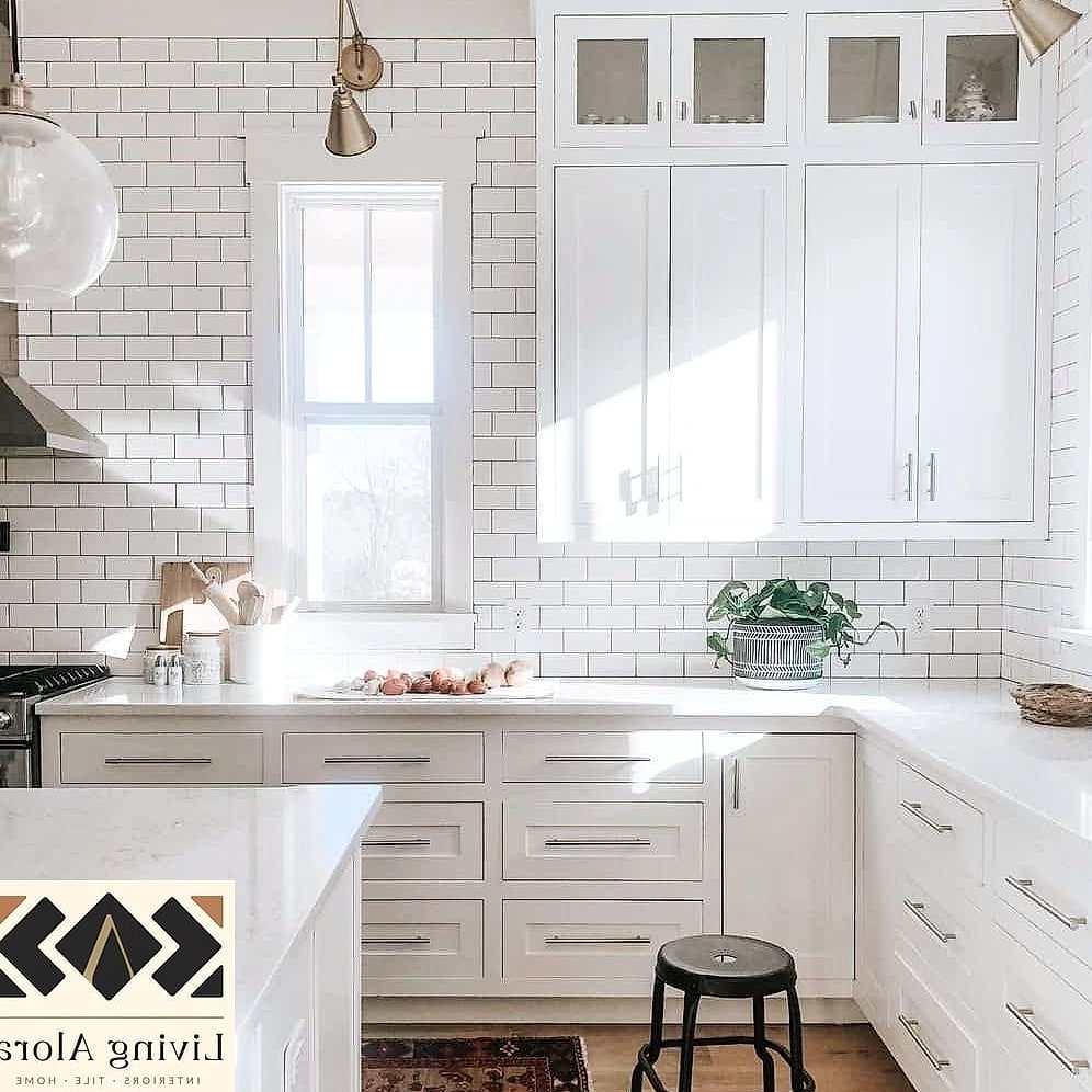 11 Kitchen Backsplash Ideas to Show Your Contractor 2 Classic White Subway Tile