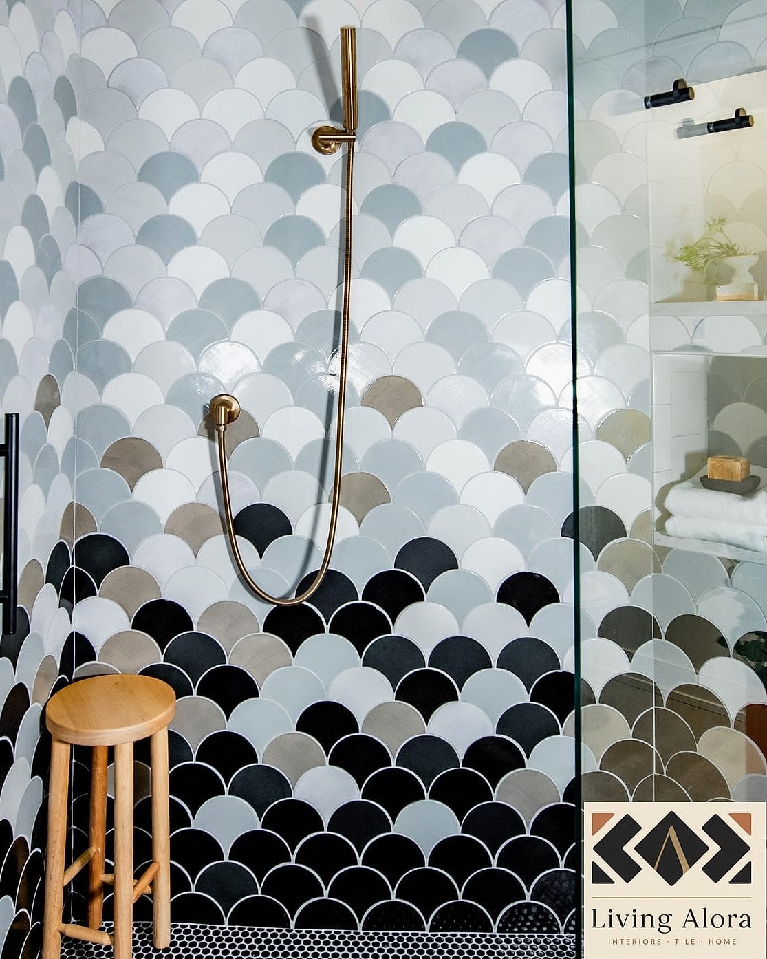 Fish Scale Tile Half Wall in an Entryway