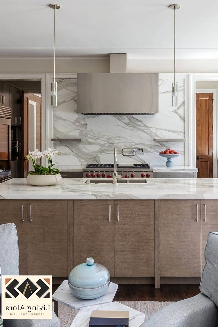 Full Height Quartz with a Hidden Range Hood