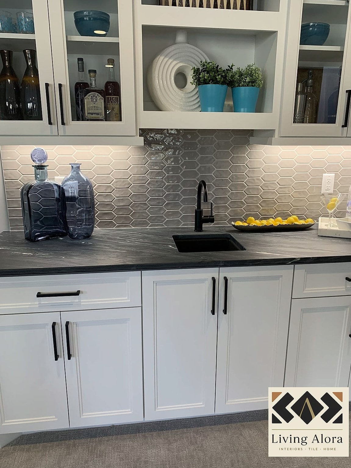 Gray Picket Tile