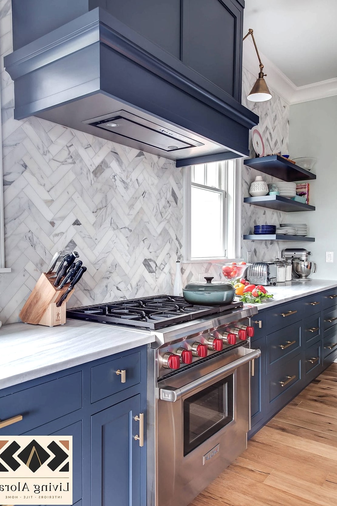 30 Backsplash for Modern Cabinets Ideas to Inspire Your Next Renovation 4 Herringbone Marble Mosaic