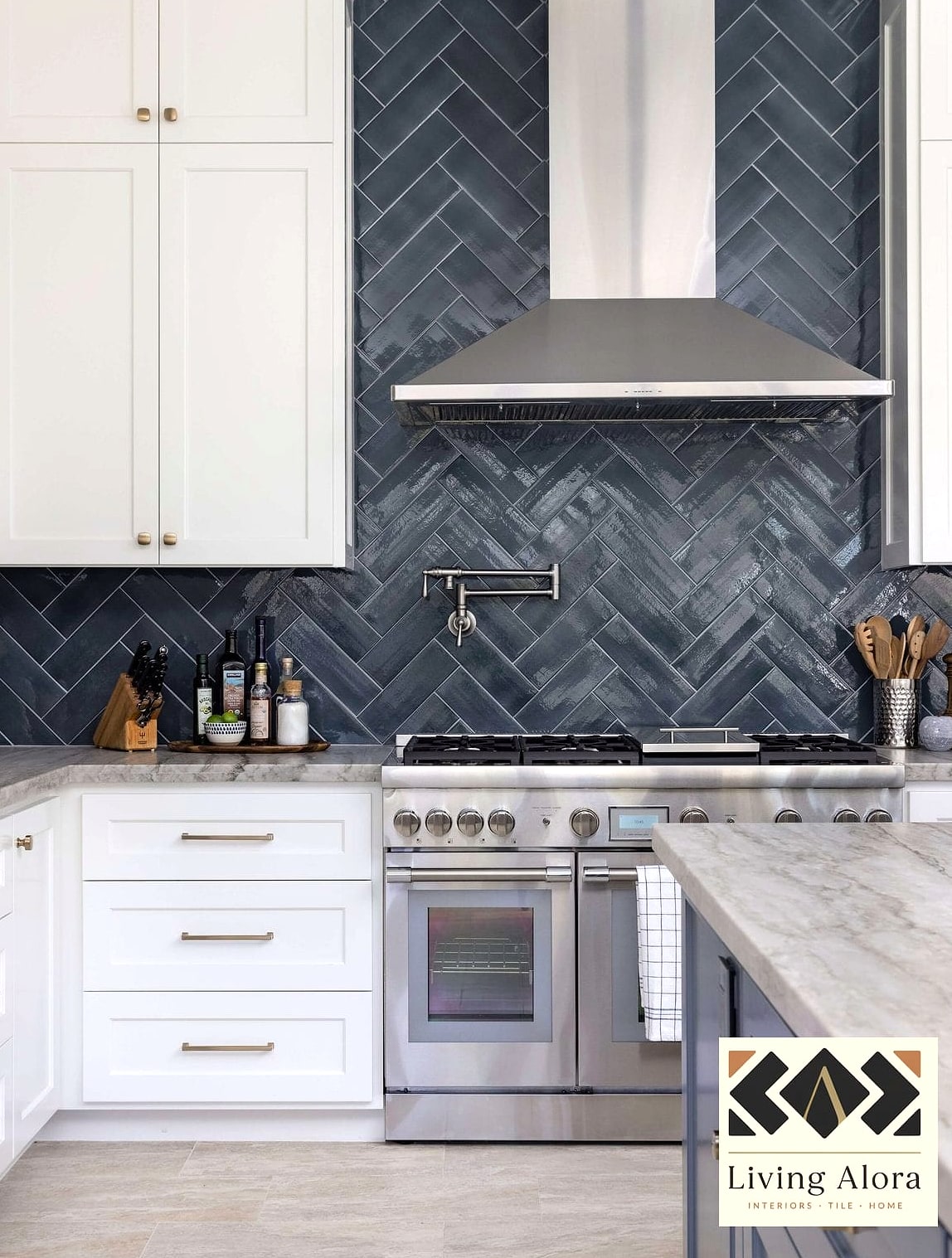 10 Kitchen Backsplash Ideas That Look Expensive But Aren't 5 Herringbone Pattern in a Neutral Tile