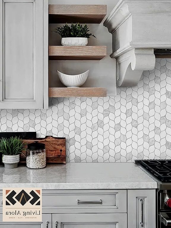 Marble Backsplash with Under-Cabinet Lighting