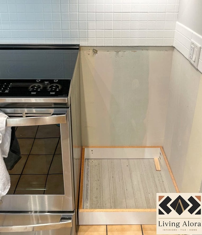 Steam Away Wallpaper-Style Backsplash
