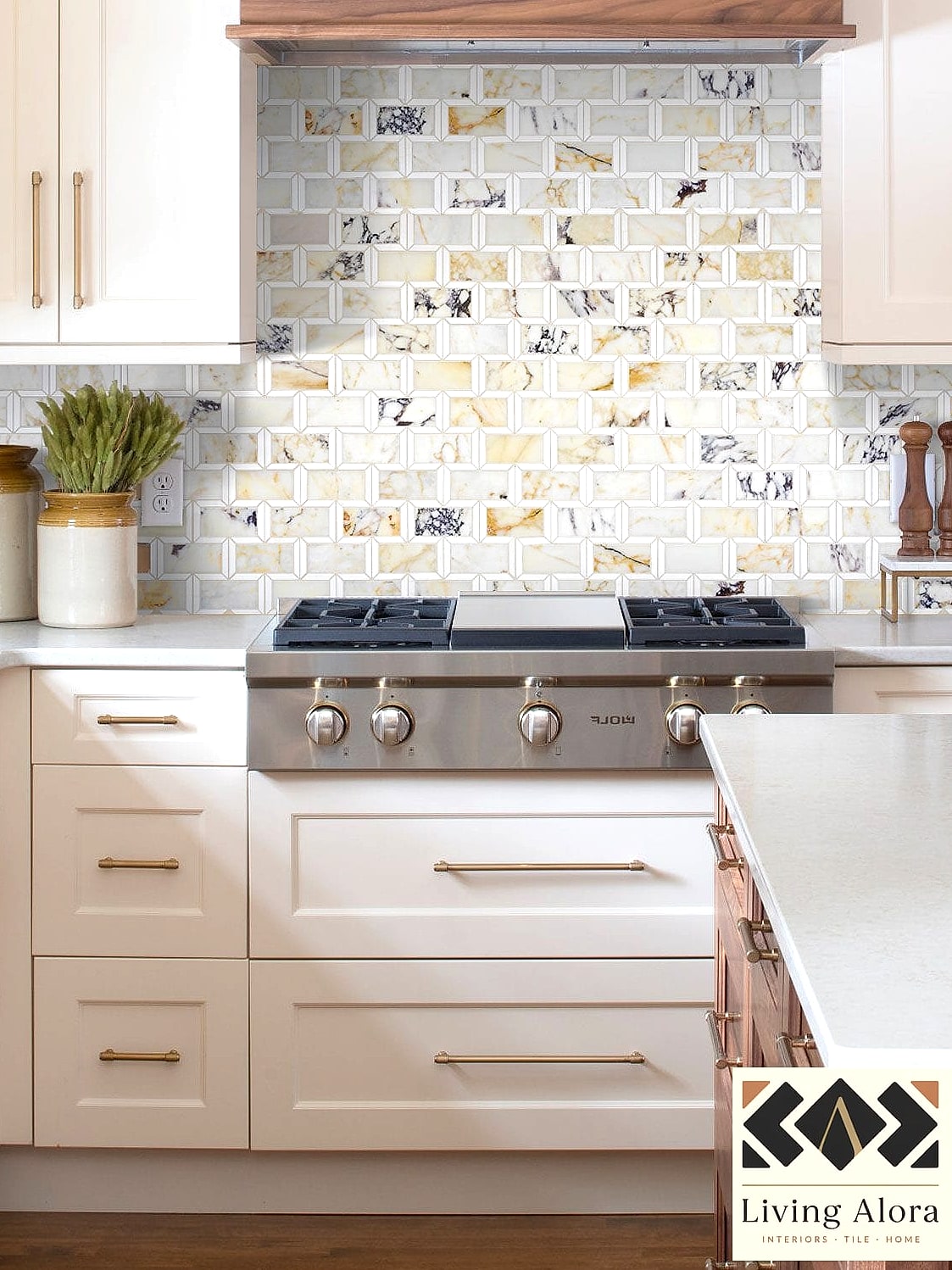 20 Backsplash Tile Ideas We Can't Stop Pinning 16 Two-Tone Tile Layout