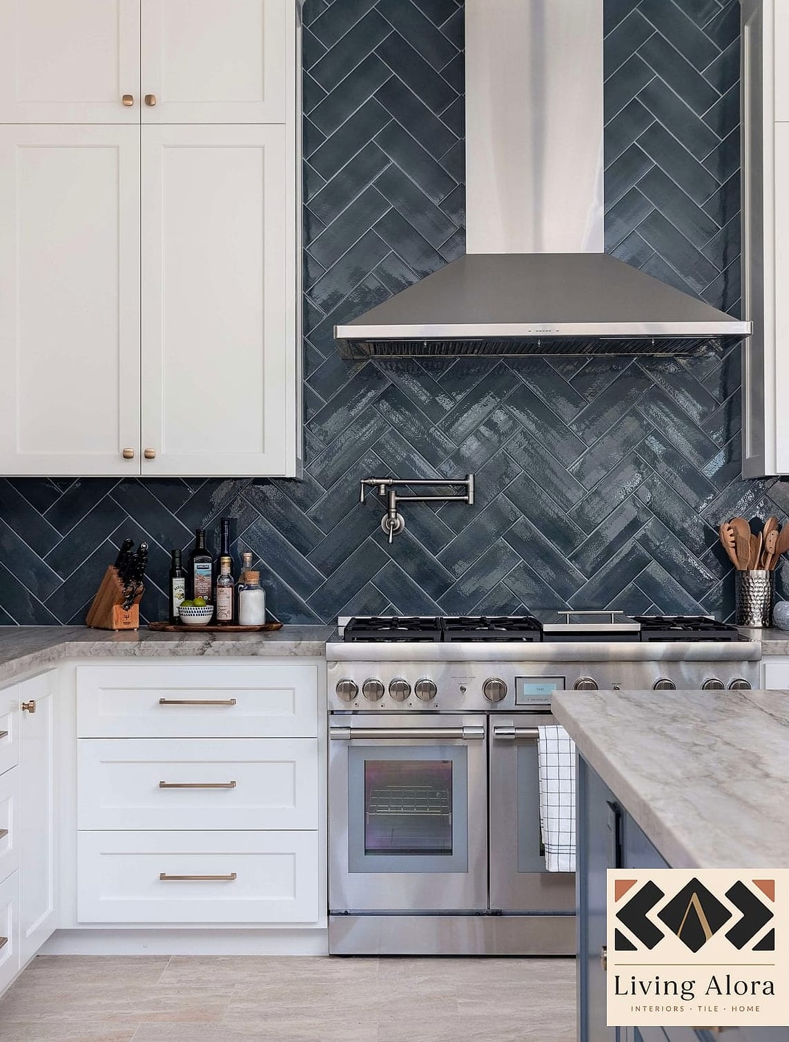 16 Backsplash for Small Kitchen Ideas That Prove This Trend Is Here to Stay 4 Vertical Herringbone for Height Illusion