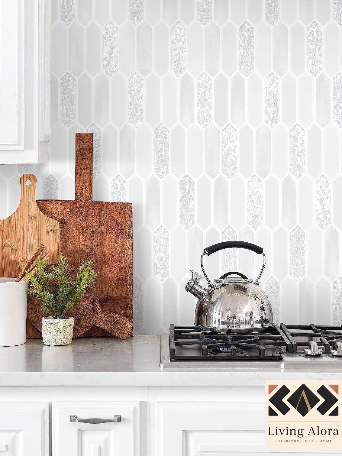 30 Modern White Backsplash Ideas You'll Want to Save Right Now 11 White Picket Tile