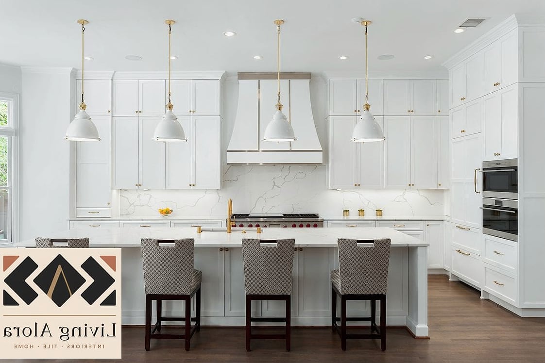 30 White Quartz Backsplash Ideas for Every Home Style and Budget 8 White Quartz with Brushed Brass Hardware
