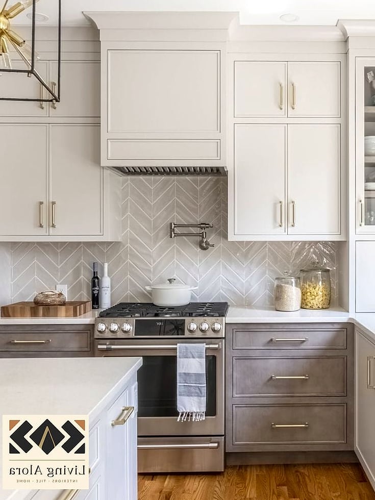 30 White Quartz Backsplash Ideas for Every Home Style and Budget 29 White Quartz with Colorful Lower Cabinets
